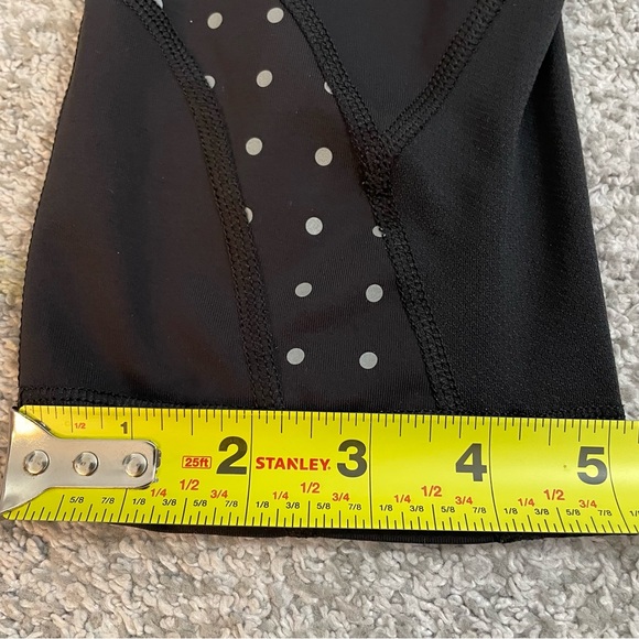 Lululemon Run Inspire Crop Women's Size 6 Black White Dots Leggings - Picture 10 of 13